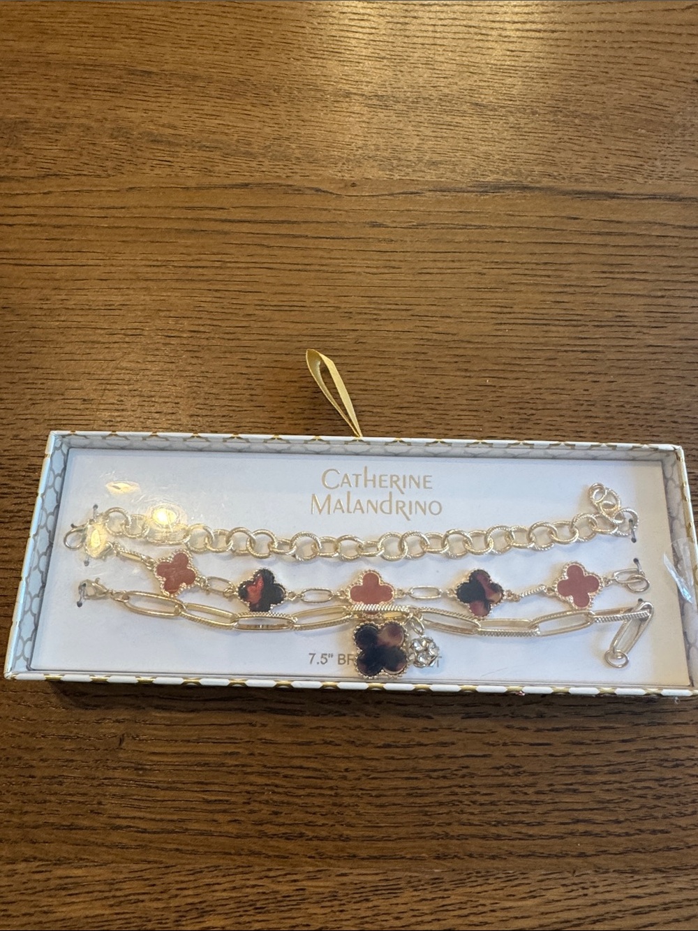 Bracelets: Catherine Malandrino